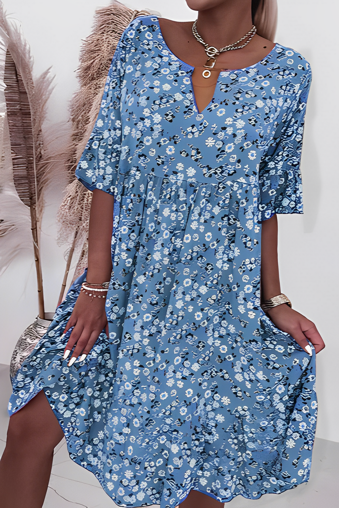 Muriel - Floral V-Neck for Women