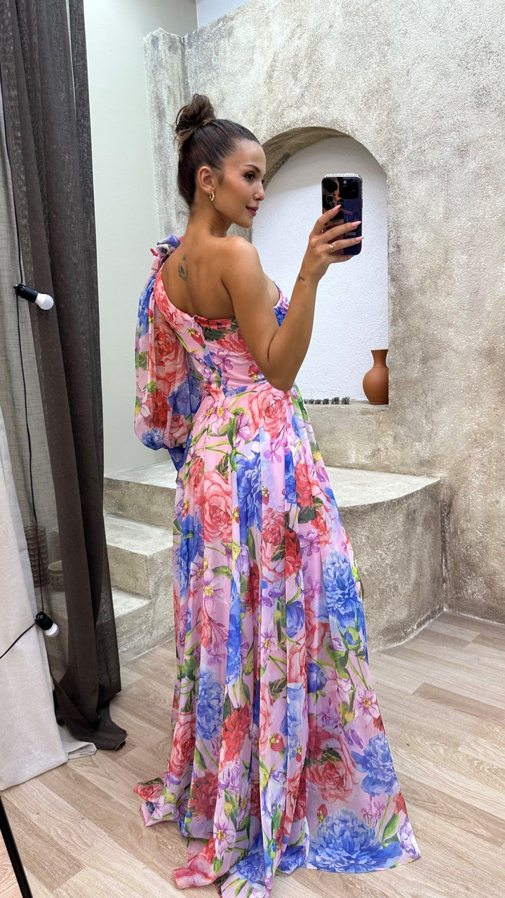 Sylvia - Light off-the-shoulder dress for summer parties