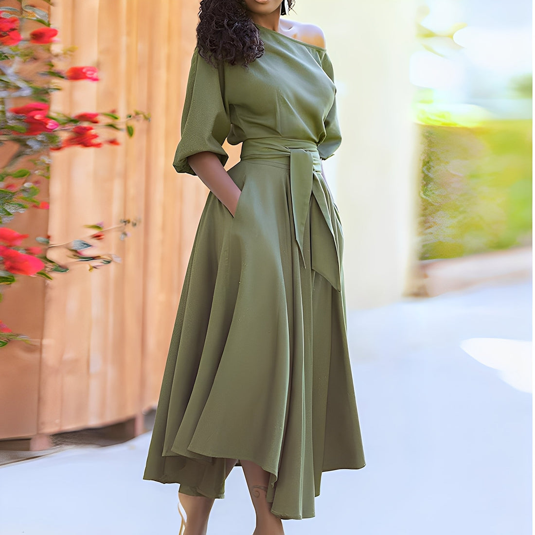 Dahlia - Elegante abito senza spalline con cintura per donne