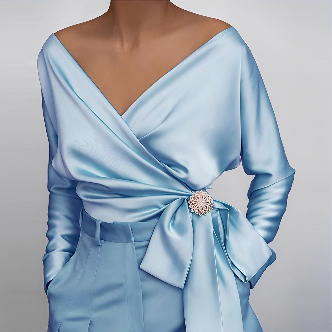 Evalyn - Elegante camicetta di seta per donne
