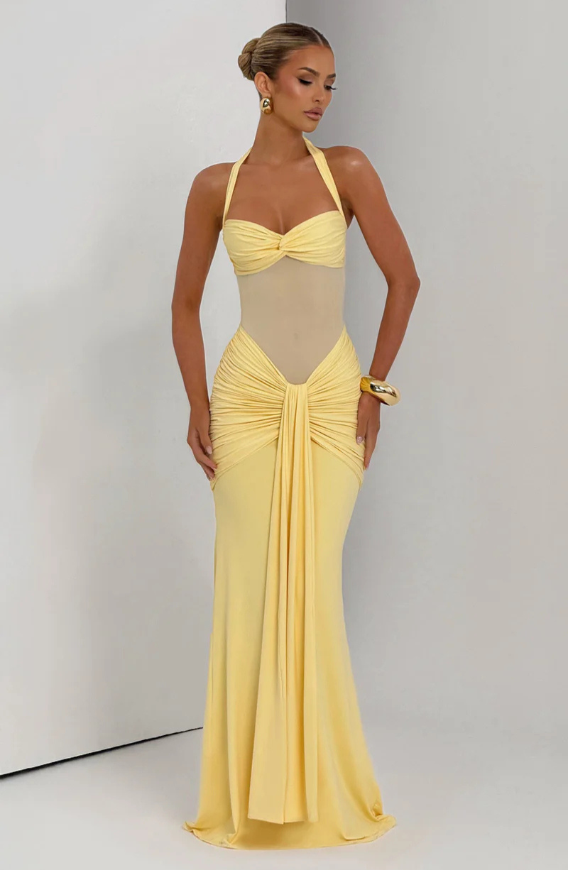 Elettra™ | Abito Lungo Halter con Drappeggio Scultoreo