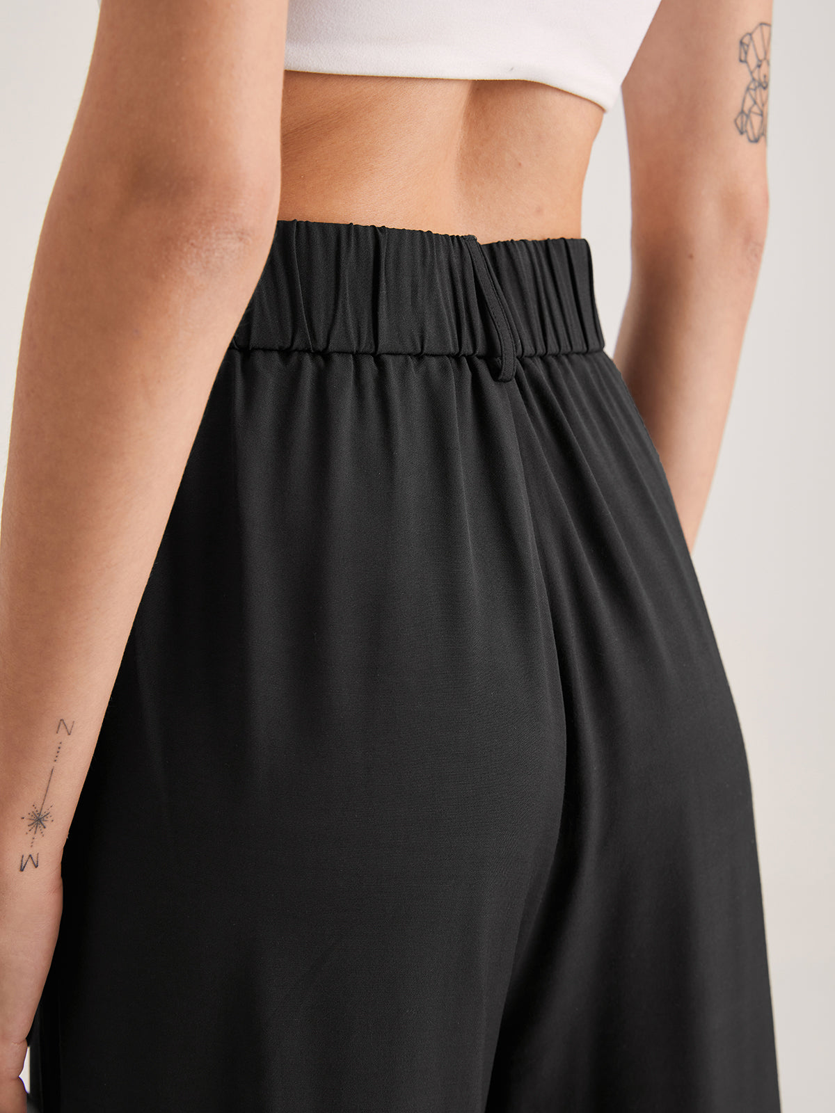 Nadia – Pantaloni a Faldini con Vita Alta