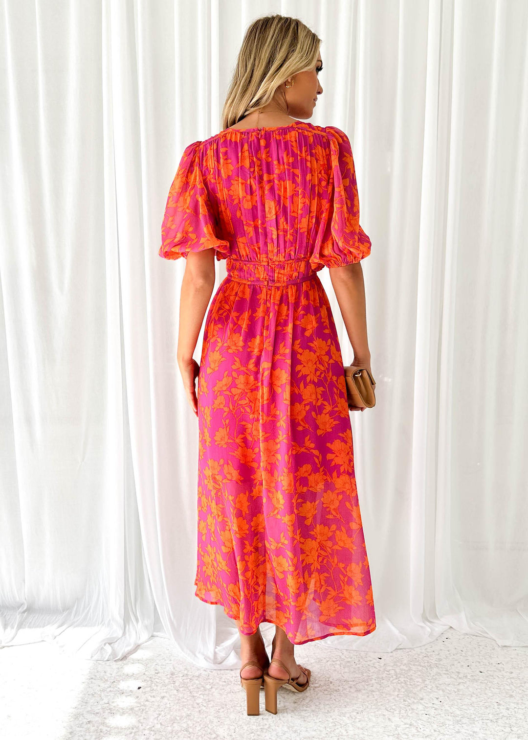Kathy - Long V-neck dress