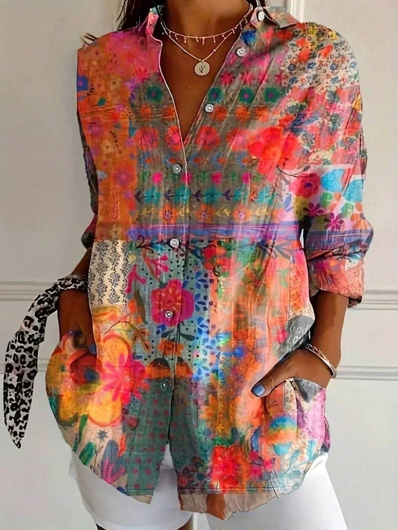 Astrid | Colorful patterned blouse