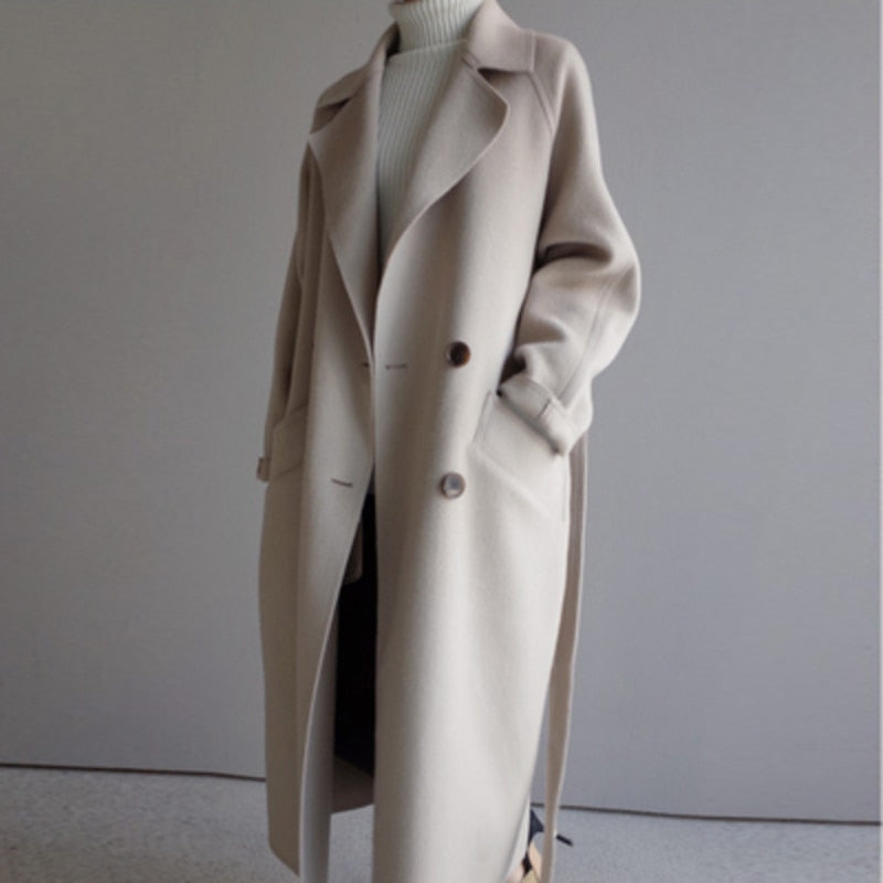 Celeste – Cappotto Lungo in Lana dal Taglio Raffinato