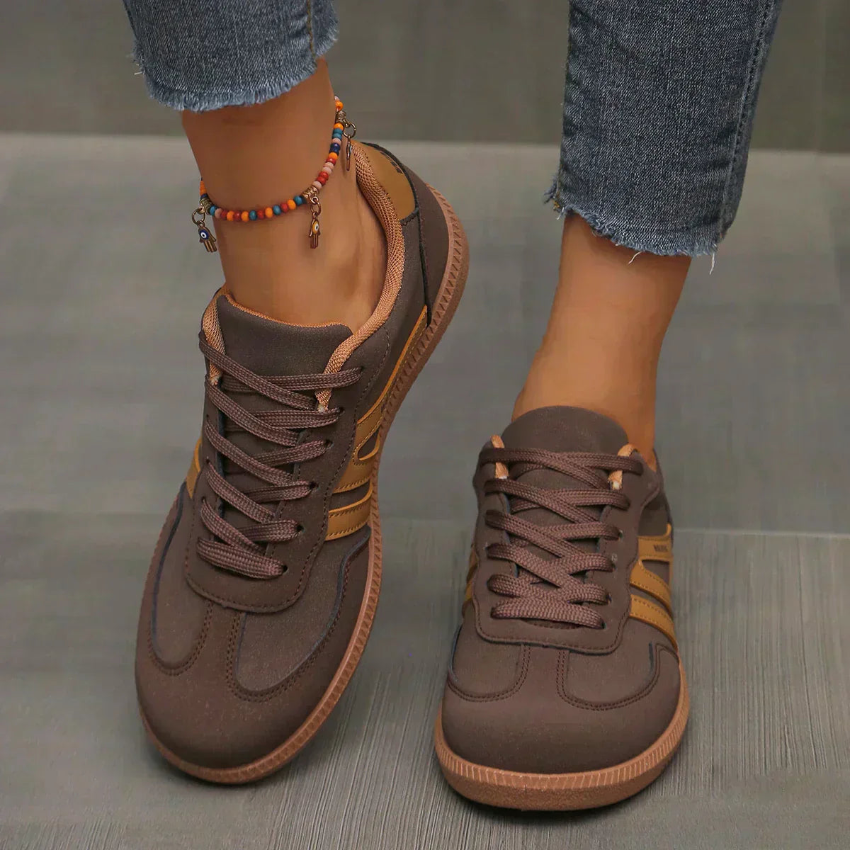 Lia – Elegant Sneakers for Women