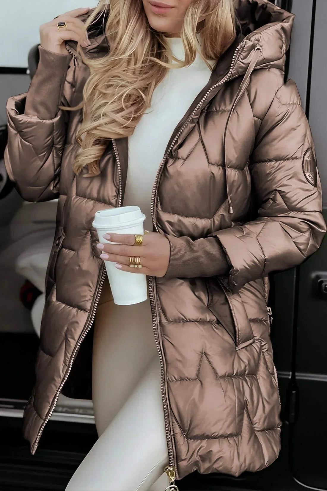 Nolwen | Cappotto Invernale Elegante con Cappuccio e Imbottitura