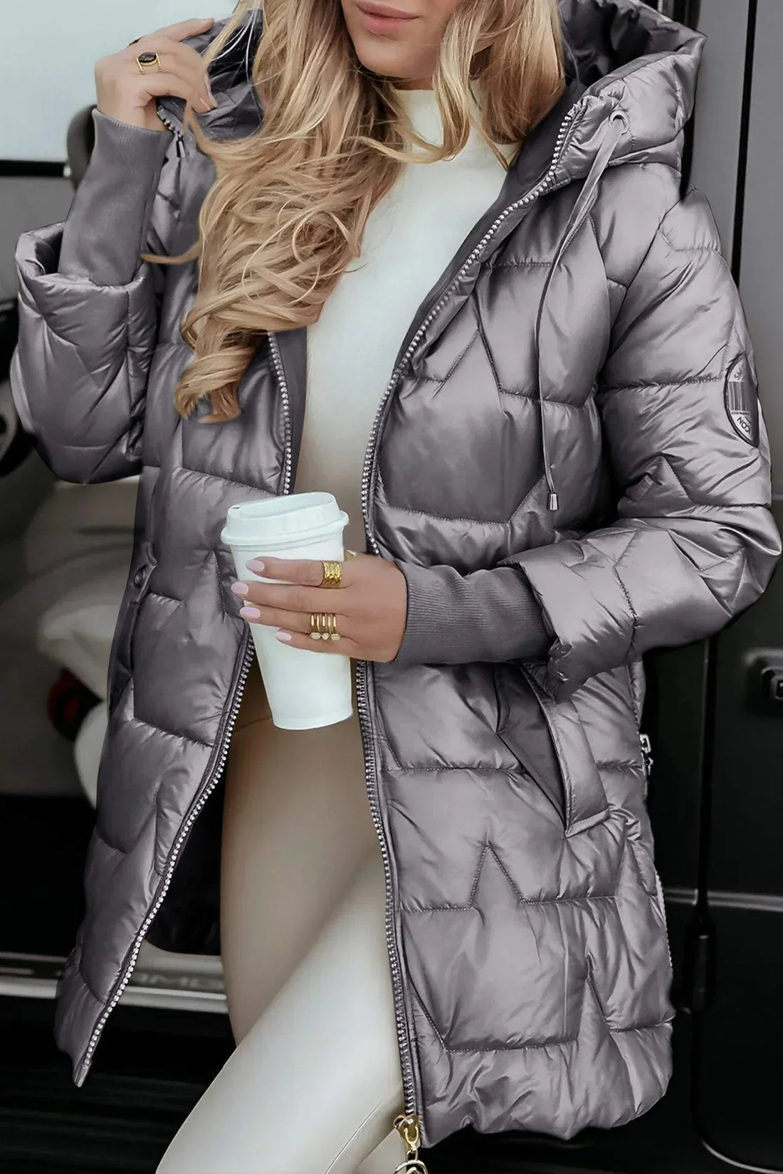 Nolwen | Cappotto Invernale Elegante con Cappuccio e Imbottitura
